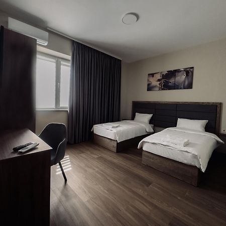 Nesvit Hotel كييف المظهر الخارجي الصورة